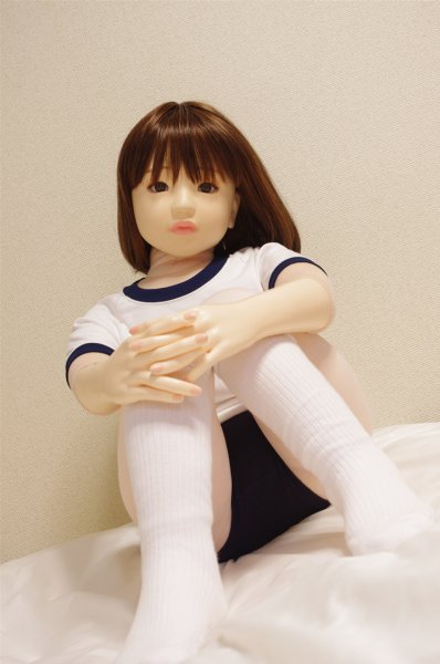 ララドール雛で体育座り