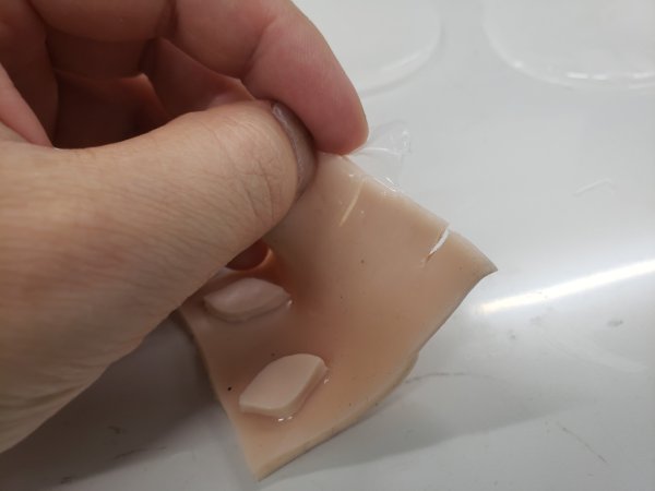 20200520_silicone_repair_05.jpg
