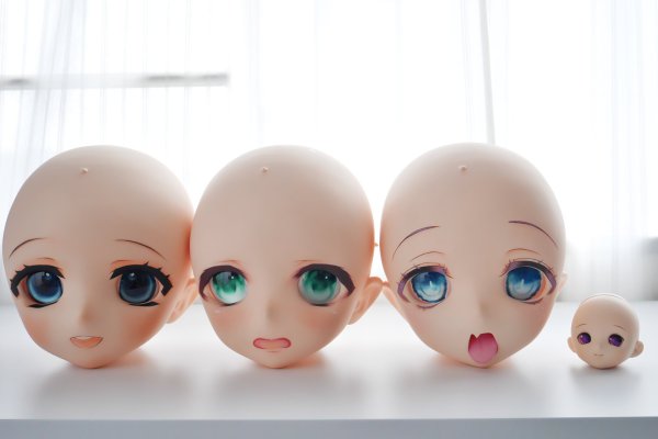 等身大ソフビヘッドと1/3ソフビヘッドを並べてみる